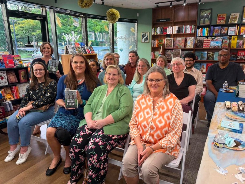 Author Talk at Queen Takes Book, June&nbsp;10!